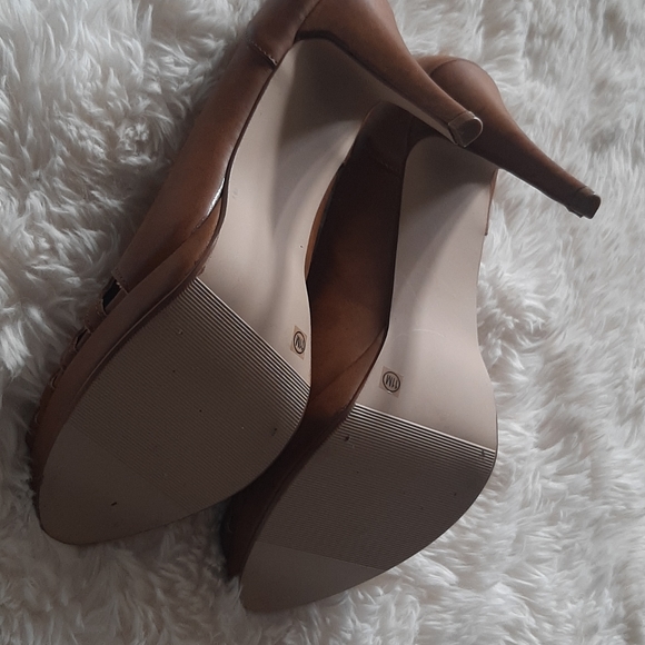 COPY - The Vintage Shoe - Picture 3 of 4